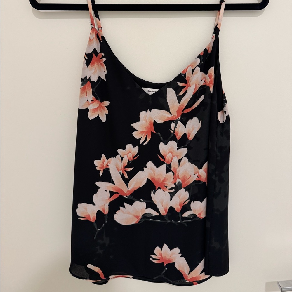 Aritzia Babaton Flowy Blouse, Size S